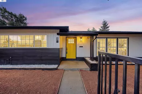 Exterior - 80 Clement Ave, Bay Point, CA 94565 photo 8 of 12