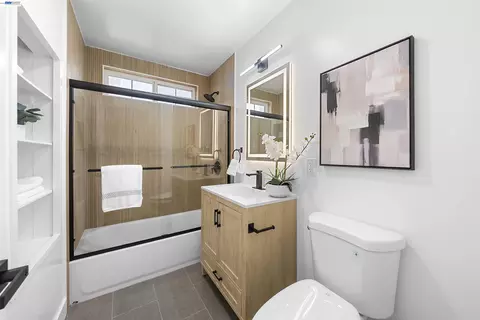 Bath - 80 Clement Ave, Bay Point, CA 94565 photo 1 of 2