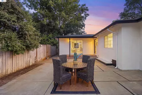 Exterior - 80 Clement Ave, Bay Point, CA 94565 photo 5 of 12