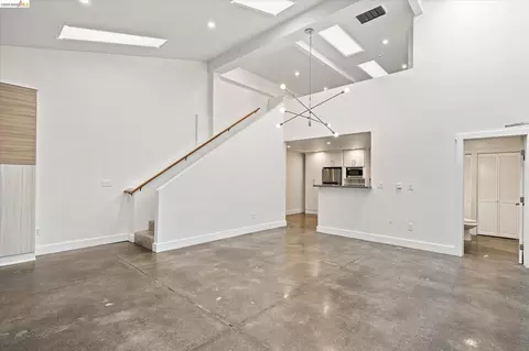 Living - 1451 13th St #1, Oakland, CA 94607 photo 3 of 4