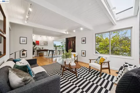 Living - 267 Cambridge Ave, Kensington, CA 94708 photo 1 of 3