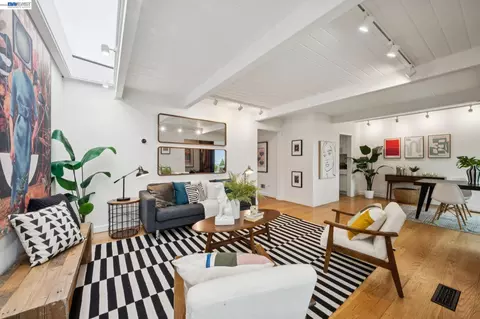 Living - 267 Cambridge Ave, Kensington, CA 94708 photo 3 of 3