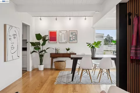 Dining - 267 Cambridge Ave, Kensington, CA 94708 photo 1 of 3
