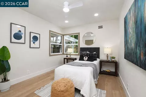 Bedroom - 1024 Mariposa St, Vallejo, CA 94590 photo 4 of 4