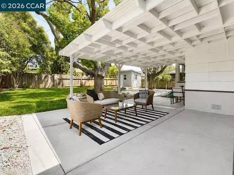 Exterior - 1024 Mariposa St, Vallejo, CA 94590 photo 4 of 10