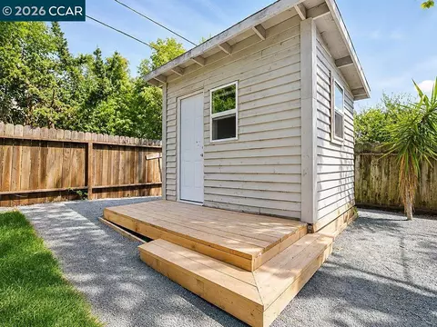 Exterior - 1024 Mariposa St, Vallejo, CA 94590 photo 10 of 10