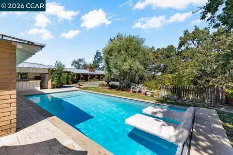 Exterior - 925 Beech Dr, Walnut Creek, CA 94596 photo 5 of 21