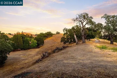 Other - 925 Beech Dr, Walnut Creek, CA 94596 photo 10 of 12