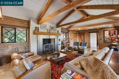 Living - 925 Beech Dr, Walnut Creek, CA 94596 photo 7 of 9