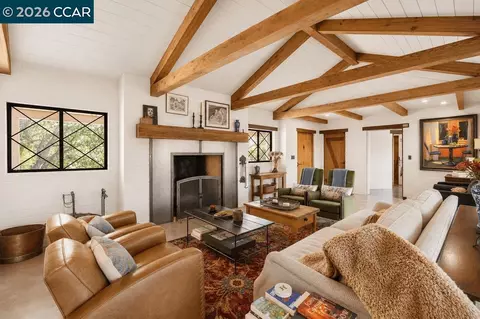 Living - 925 Beech Dr, Walnut Creek, CA 94596 photo 6 of 9