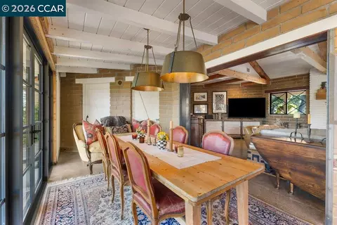 Dining - 925 Beech Dr, Walnut Creek, CA 94596 photo 1 of 3