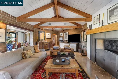 Living - 925 Beech Dr, Walnut Creek, CA 94596 photo 4 of 9
