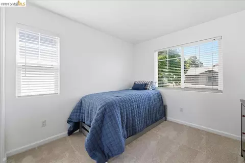 Bedroom - 1260 Halsey St, Vallejo, CA 94590 photo 2 of 2