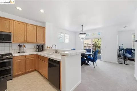 Kitchen - 1260 Halsey St, Vallejo, CA 94590 photo 1 of 2