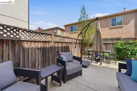 Exterior - 1260 Halsey St, Vallejo, CA 94590 photo 3 of 3