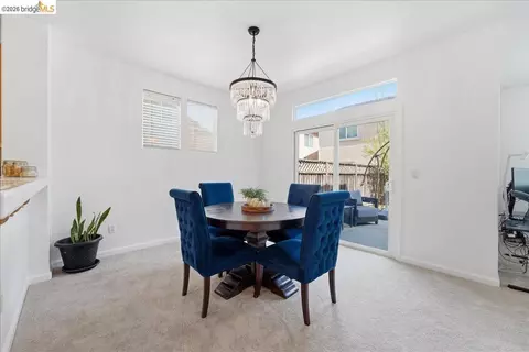 Dining - 1260 Halsey St, Vallejo, CA 94590 photo 2 of 2