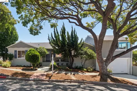 5718 Burlingame Ave, Richmond, CA 94804