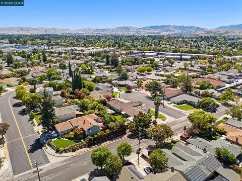 View/Area - 330 Michell Ct, Livermore, CA 94551 photo 5 of 9