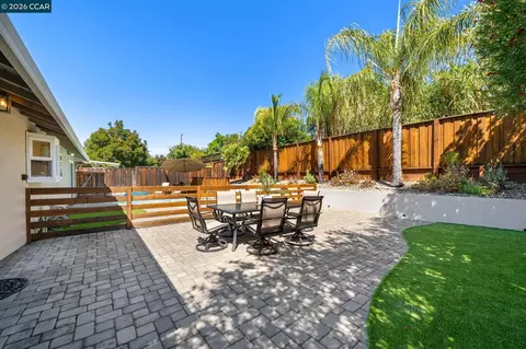 Exterior - 330 Michell Ct, Livermore, CA 94551 photo 8 of 18