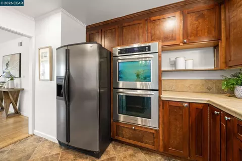 Kitchen - 330 Michell Ct, Livermore, CA 94551 photo 7 of 7