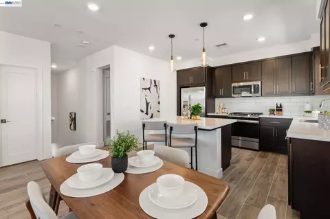 Other - 37677 Bay Breeze St, Newark, CA 94560 photo 6 of 14