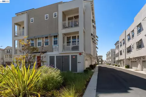Exterior - 37677 Bay Breeze St, Newark, CA 94560 photo 3 of 7