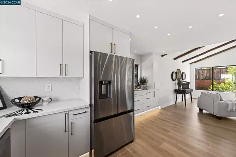Kitchen - 4348 Cowell Rd, Concord, CA 94518 photo 5 of 7