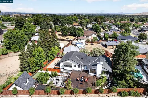 View/Area - 4348 Cowell Rd, Concord, CA 94518 photo 3 of 4