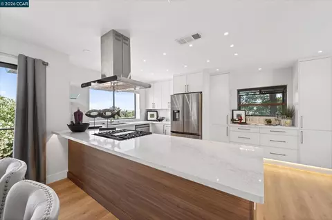 Kitchen - 4348 Cowell Rd, Concord, CA 94518 photo 3 of 7