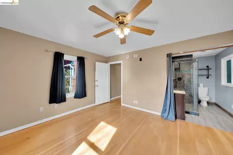 Bedroom - 3742 Walnut Ave, Concord, CA 94519 photo 3 of 5