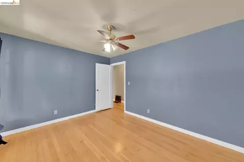 Bedroom - 3742 Walnut Ave, Concord, CA 94519 photo 1 of 5