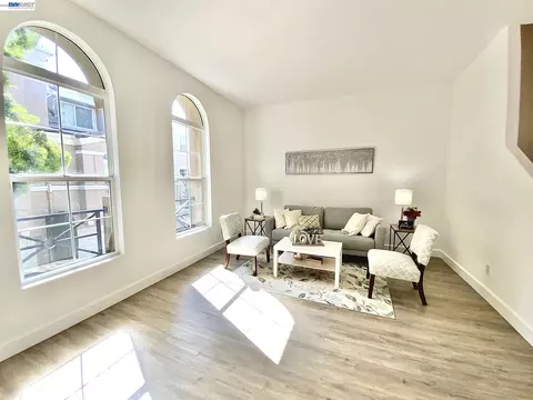 Living - 831 Heavenly Pl, Milpitas, CA 95035 photo 2 of 2