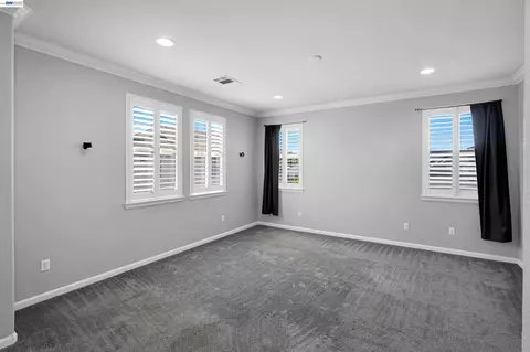 Living - 321 Myrtle Ln, Oakley, CA 94561 photo 5 of 5