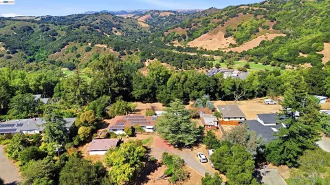 View/Area - 4618 Ewing Rd, Castro Valley, CA 94546 photo 10 of 25