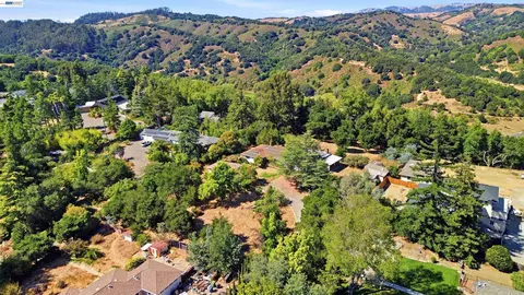 View/Area - 4618 Ewing Rd, Castro Valley, CA 94546 photo 11 of 25