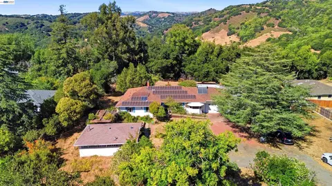 View/Area - 4618 Ewing Rd, Castro Valley, CA 94546 photo 5 of 25