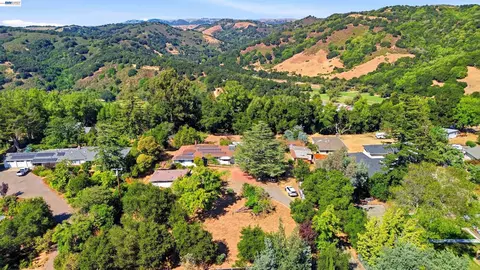 View/Area - 4618 Ewing Rd, Castro Valley, CA 94546 photo 9 of 25