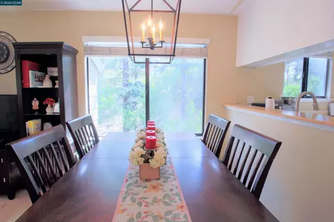 Dining - 444 Mill Rd, Martinez, CA 94553 photo 1 of 2