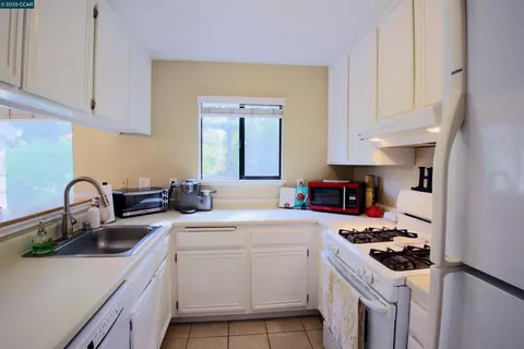 Kitchen - 444 Mill Rd, Martinez, CA 94553 photo 2 of 3