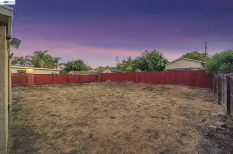 Exterior - 4262 Arthur Rd, Martinez, CA 94553 photo 9 of 9