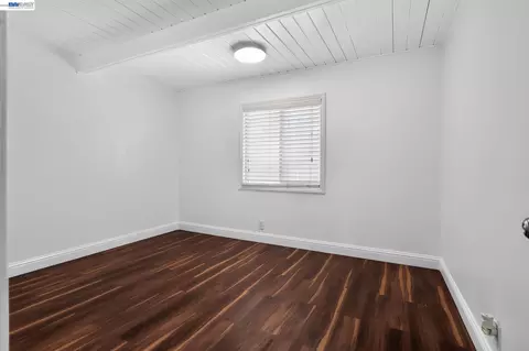 Bedroom - 4262 Arthur Rd, Martinez, CA 94553 photo 4 of 4