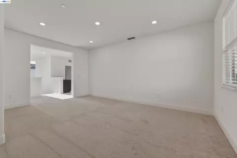 Living - 385 Ramos Ranch Rd, Oakley, CA 94561 photo 3 of 3