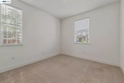 Bedroom - 385 Ramos Ranch Rd, Oakley, CA 94561 photo 1 of 8
