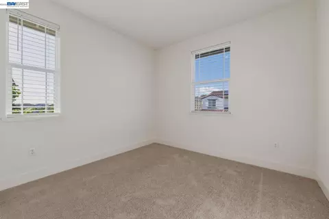 Bedroom - 385 Ramos Ranch Rd, Oakley, CA 94561 photo 4 of 8