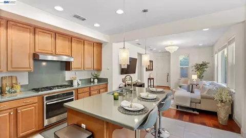 Kitchen - 3207 Vittoria Loop, Dublin, CA 94568 photo 2 of 3