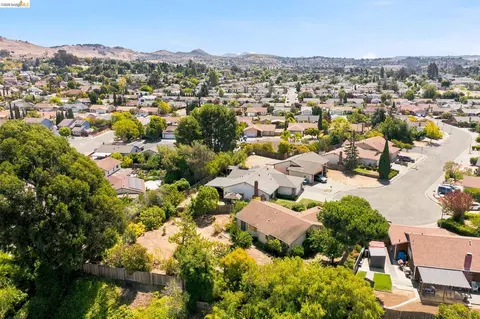 View/Area - 280 Pamela Ct, Vallejo, CA 94589 photo 5 of 12