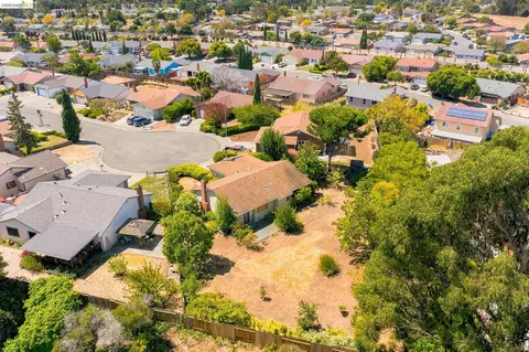 View/Area - 280 Pamela Ct, Vallejo, CA 94589 photo 7 of 12
