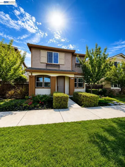 2178 Panorama Ct, Dublin, CA 94568 photo 2