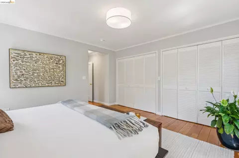 Bedroom - 66 Arlington Ct, Kensington, CA 94707 photo 3 of 10