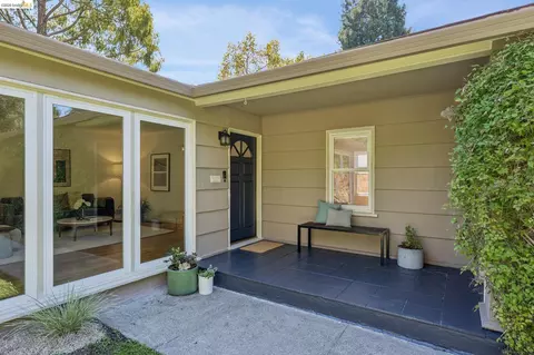 Exterior - 66 Arlington Ct, Kensington, CA 94707 photo 5 of 22